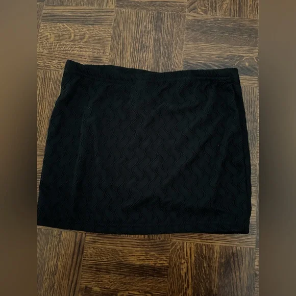 SHEIN SPLIT HEM MINI SKIRT IN BLACK SIZE SMALL KNITTED SLIM FIT STRETCHY FABRIC - Picture 8 of 8